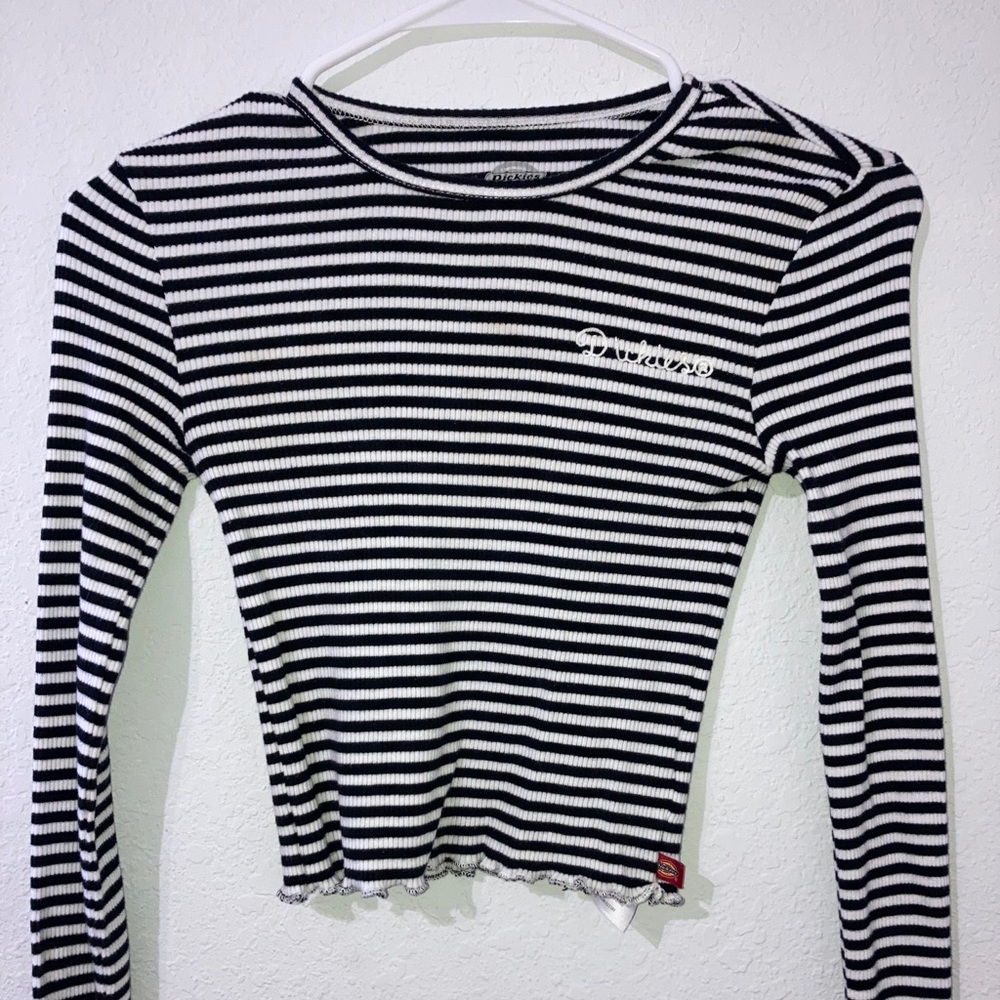 Cropped long sleeve dickies top